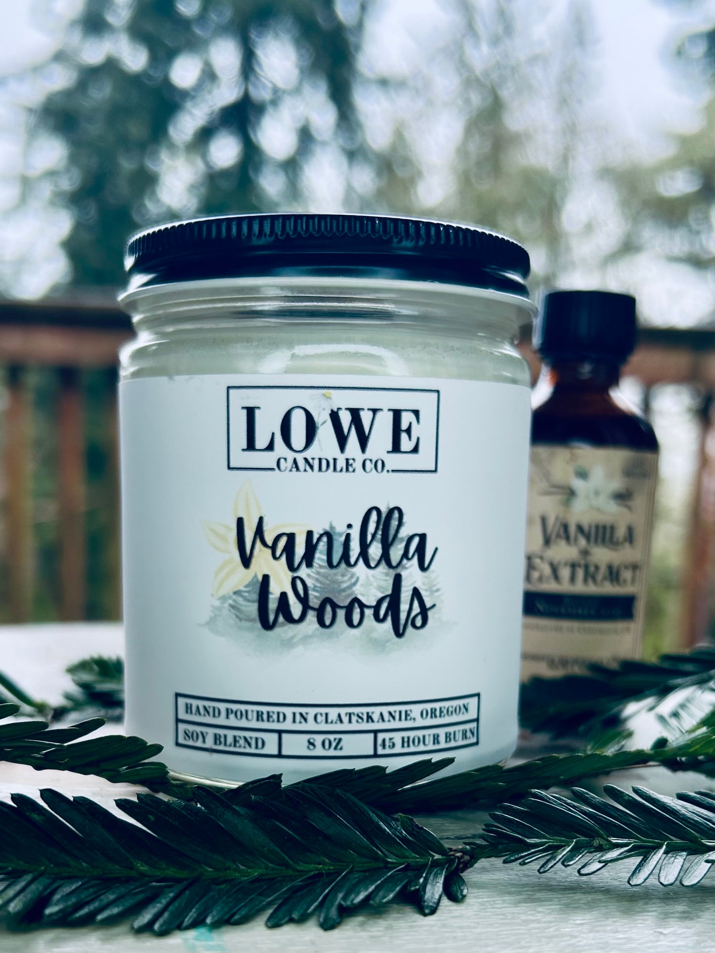 VANILLA WOODS CANDLE